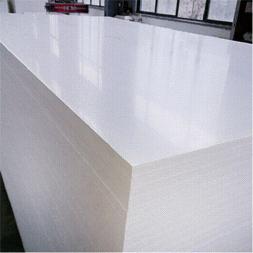 PVC結(jié)皮發(fā)泡板生產(chǎn)線(xiàn)